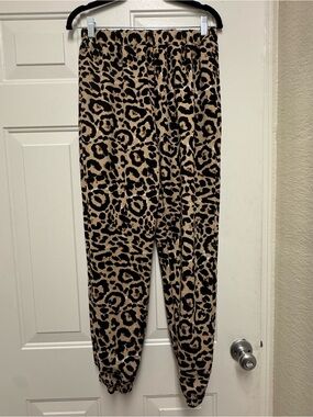 Leopard Print Jogger Pants - Tan and Black 0153